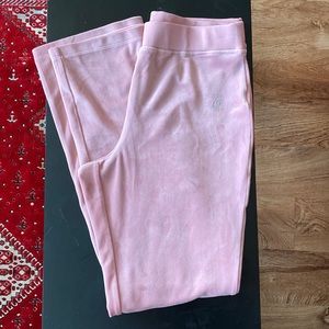 BRAND NEW juicy couture velour sweatpants in “blushing pink” - size M